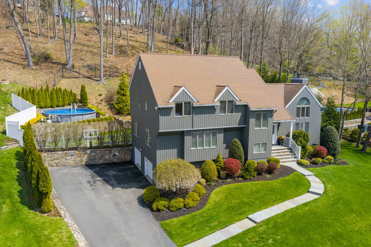 25 Pheasant Run Road - Image 1