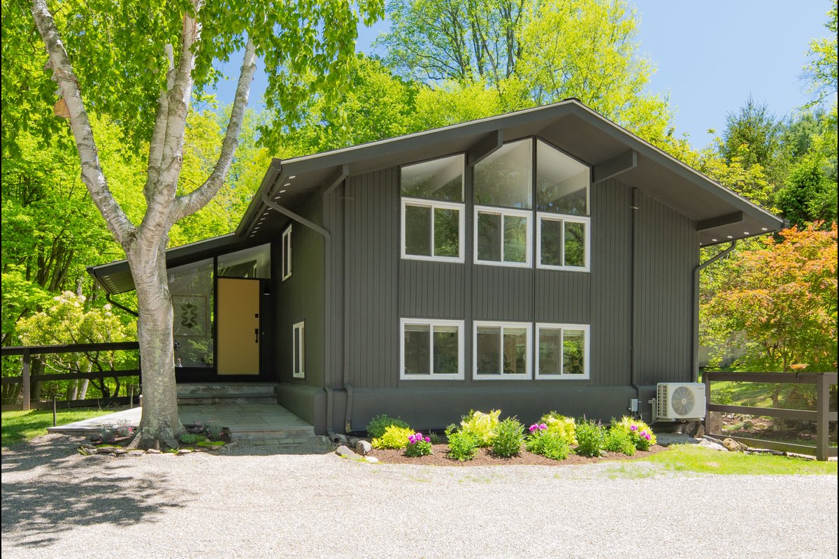5 South Bedford Road - Image 1