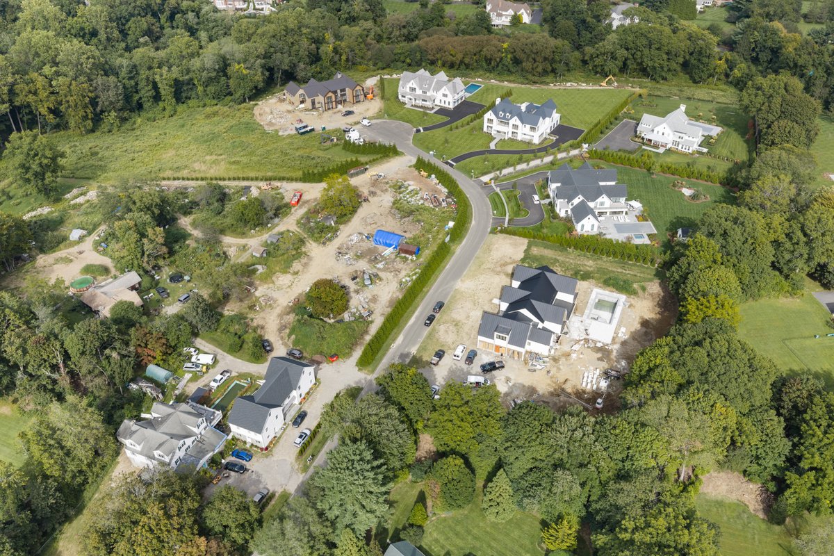 12 Beltas Farm Lane - background 115