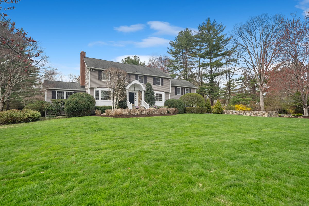 35 Danvers Lane - background 3