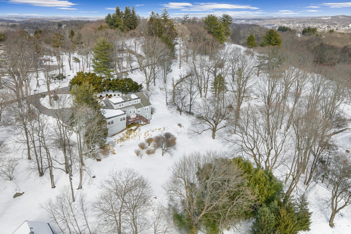 18 Hayrake Lane - background 36