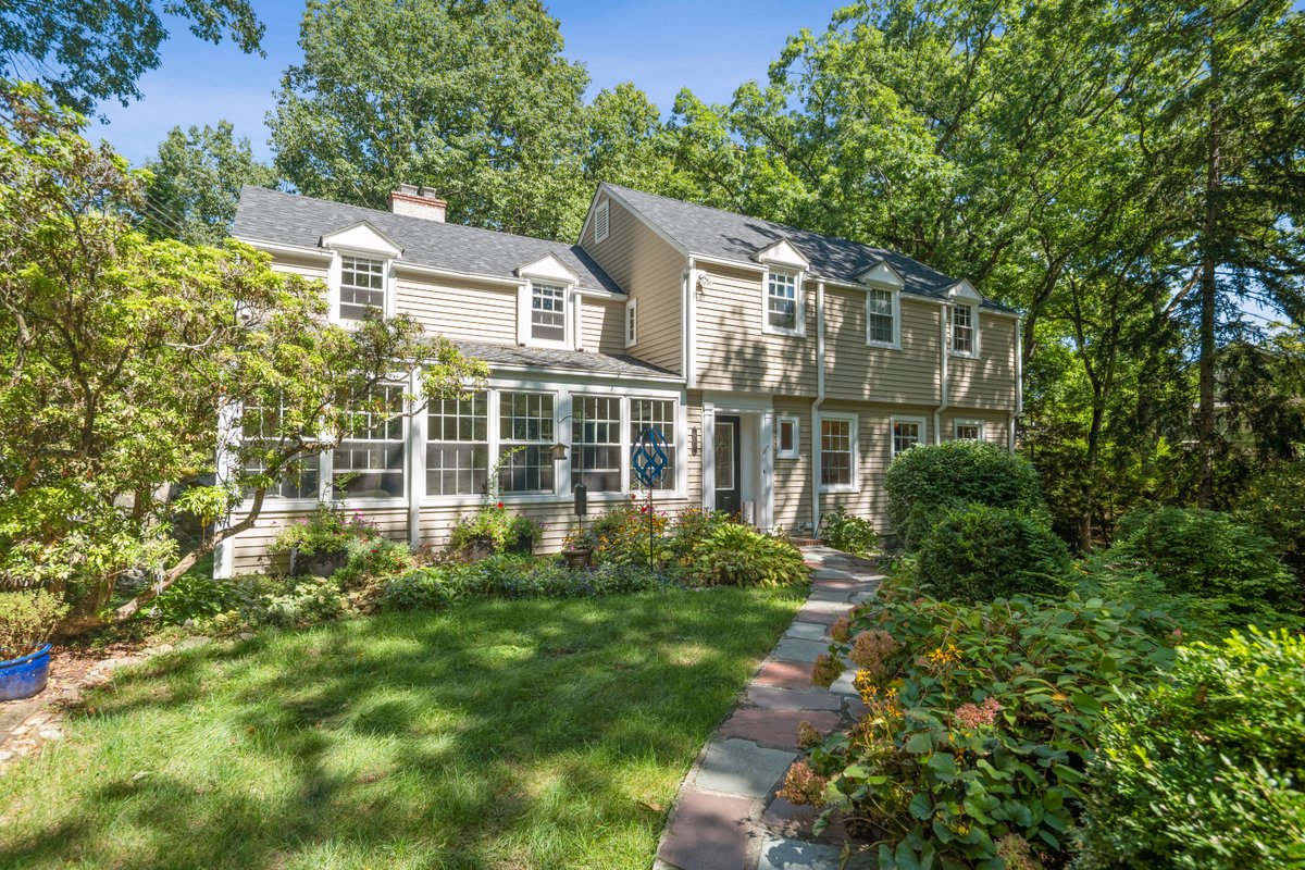 611 Decatur Avenue - Image 1