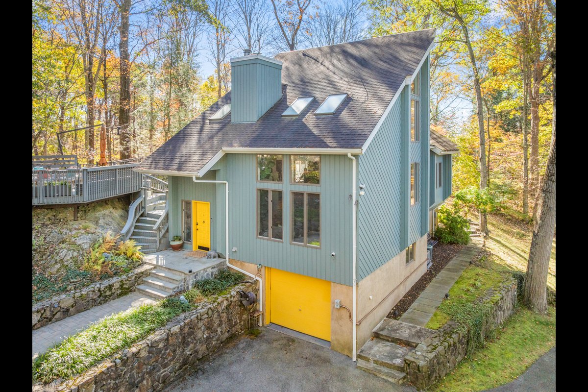 36 Gordon Avenue - Image 1