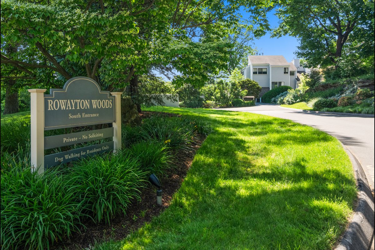 60 Rowayton Woods Drive - Image 1