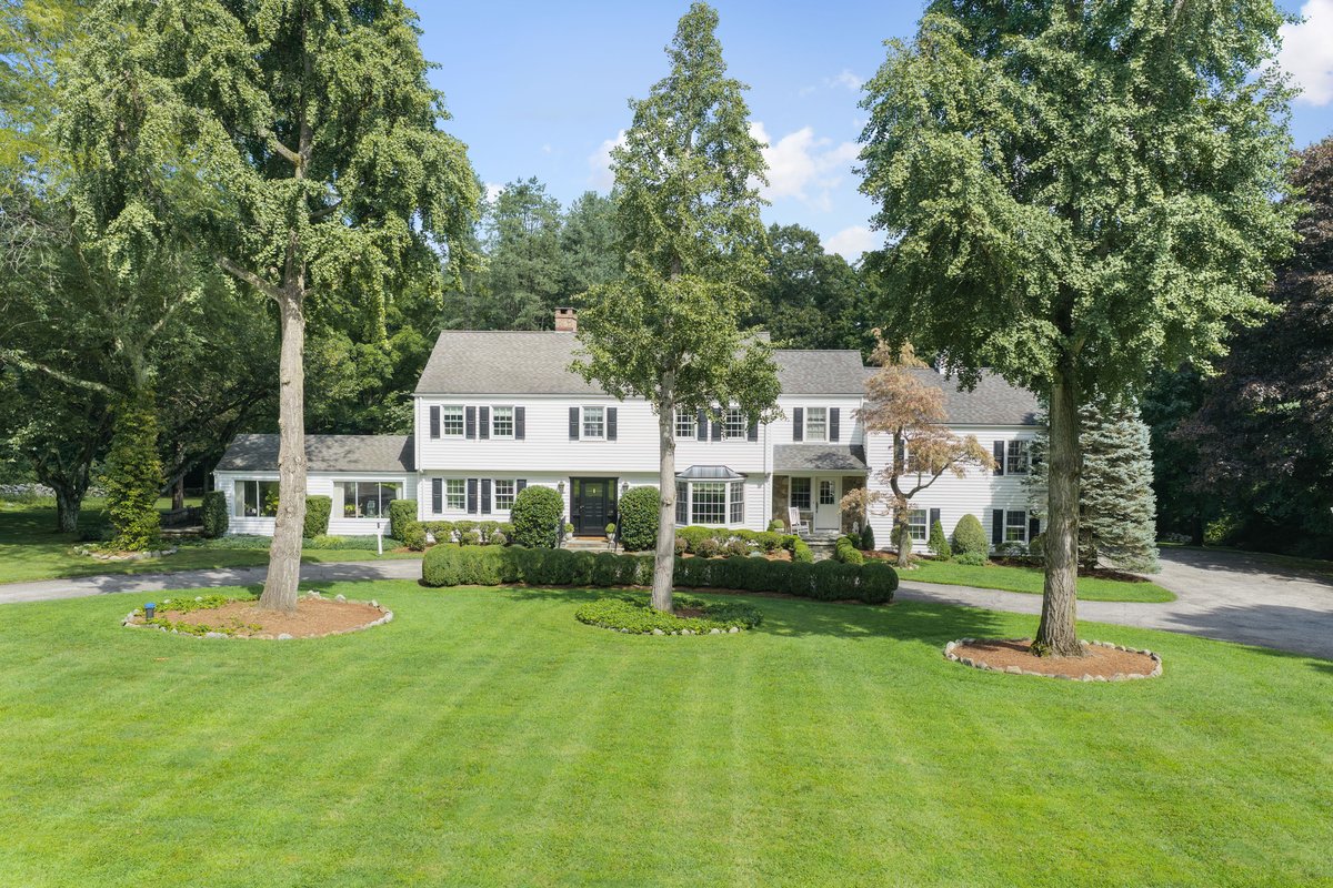 61 Soundview Lane - background 29