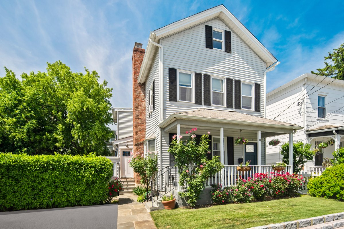 11 Devoe Street - Image 1
