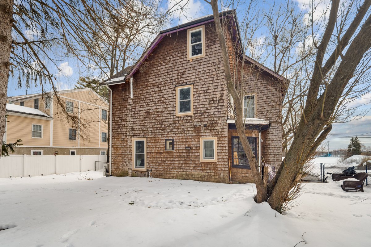 39 Washington Avenue - background 49