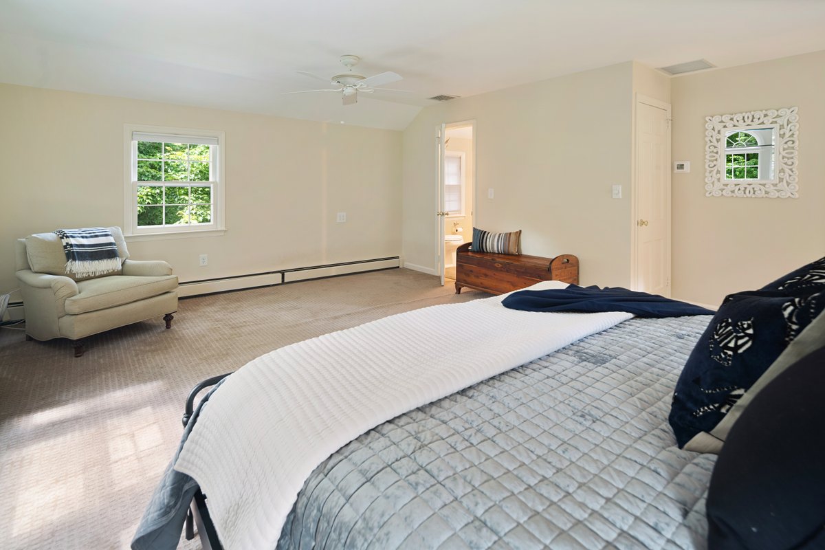 130 Comstock Hill Road - background 75