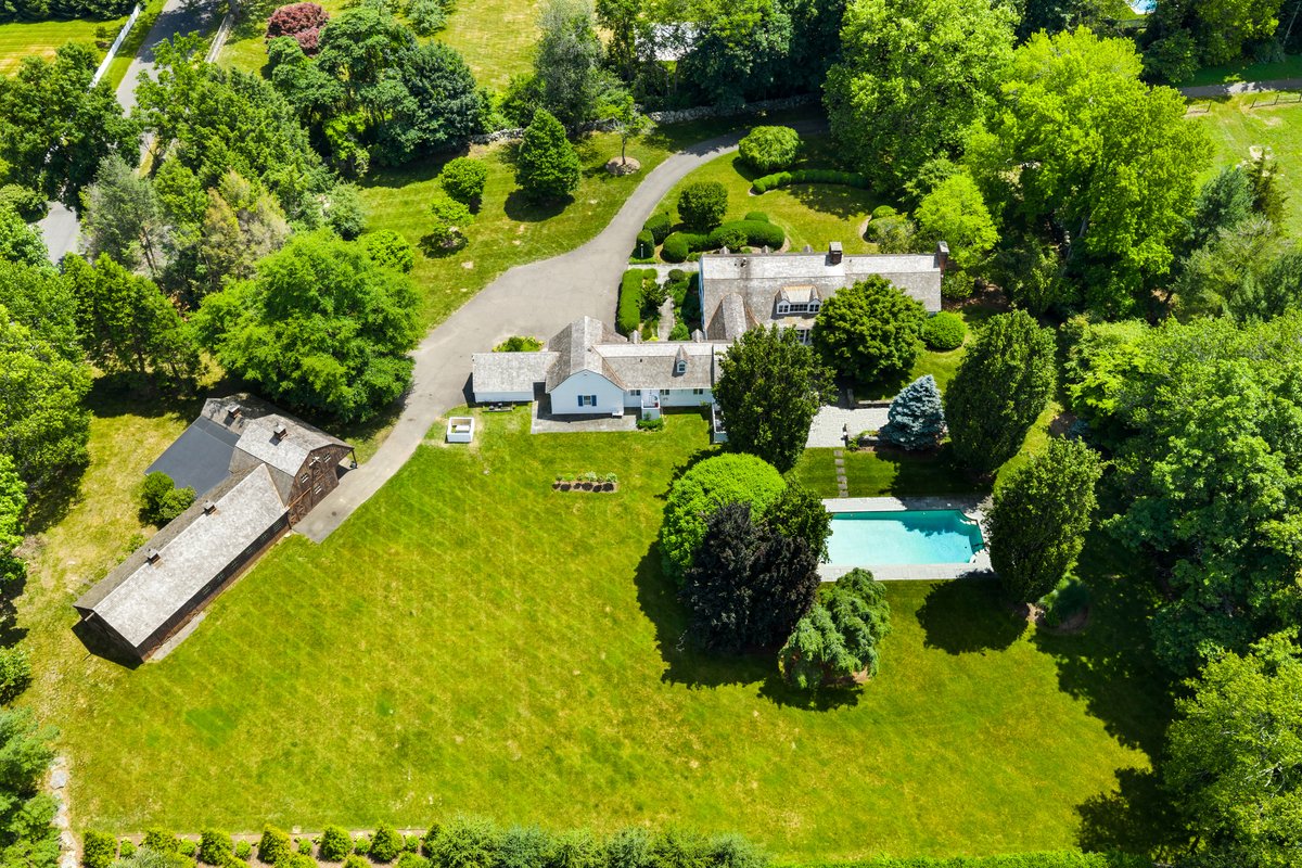 420 Morehouse Lane - background 3