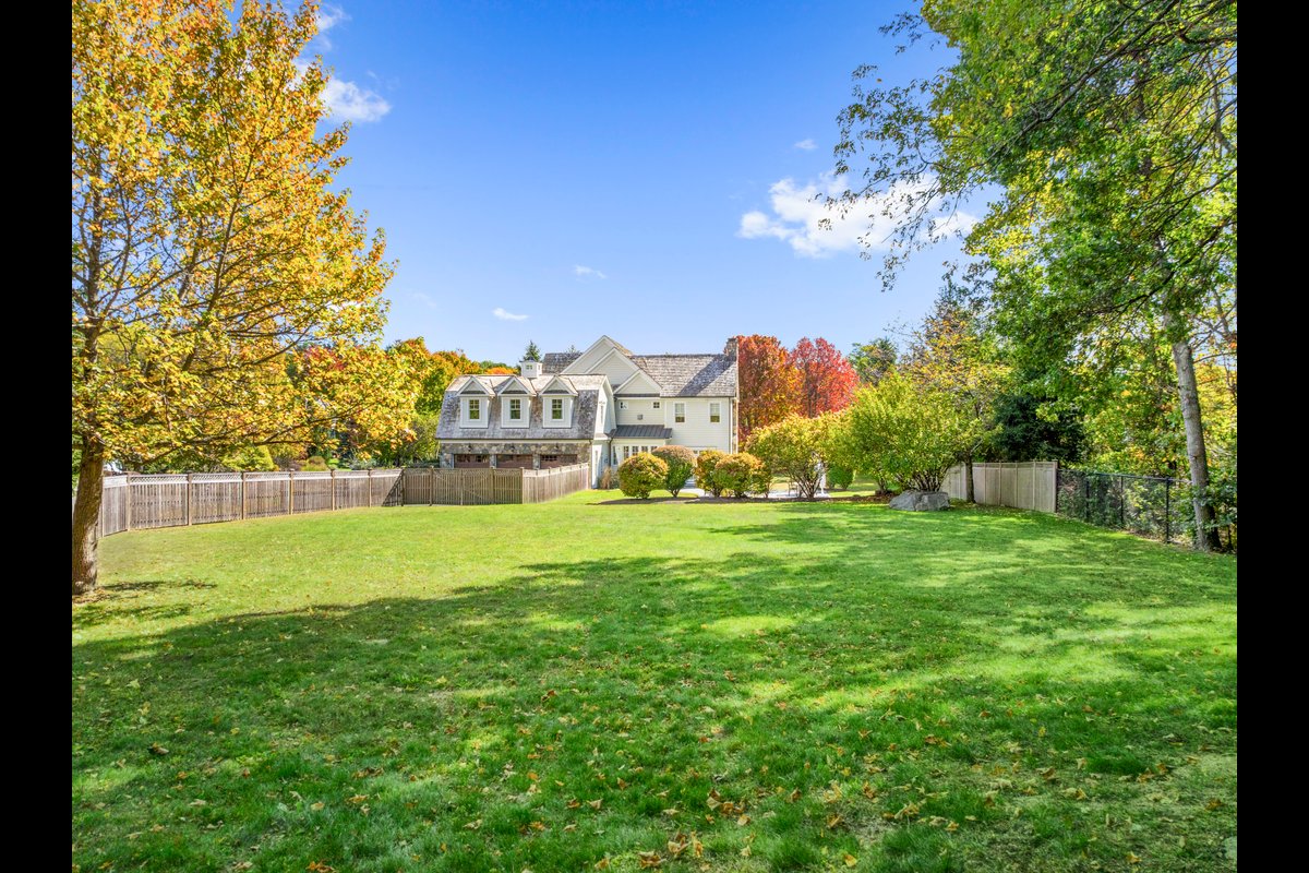 145 Galloping Hill Road - background 90