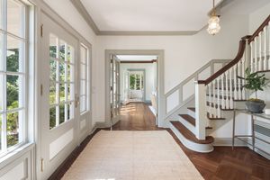 71 St Johns Pl, New Canaan, CT - Photo 10