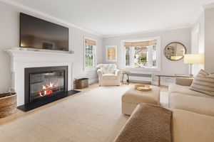 12 Robin Hood Lane, Darien, CT - Photo 9