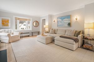 12 Robin Hood Lane, Darien, CT - Photo 10