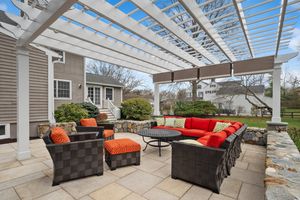35 Danvers Lane, New Canaan, CT - Photo 9