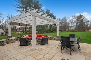 35 Danvers Lane, New Canaan, CT - Photo 10