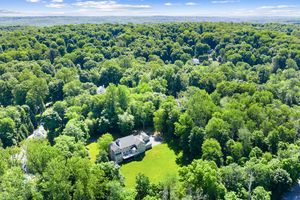 17 Blackman Road, Ridgefield, CT - Photo 11