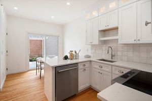 4 Sedgewick Village Lane, Darien, CT - Photo 10