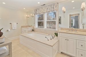 9 Point O Woods Road South, Darien, CT - Photo 10