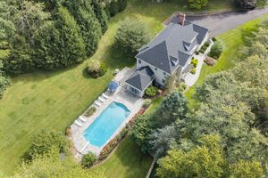 54 Hunters Creek Lane, New Canaan, CT - Photo 9