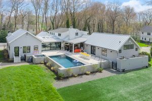 8 Pasture Lane, Darien, CT - Photo 12