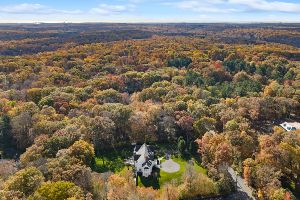 679 Cheese Spring Road, New Canaan, CT - Photo 10