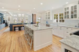 7 Waverly Road, Darien, CT - Photo 10