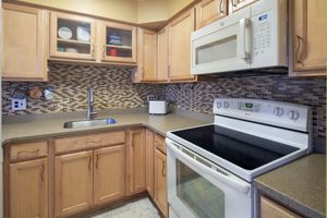 18 Hastings Court #L, Yorktown Heights, NY - Photo 12