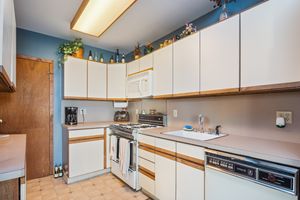 81-31 164th Place, Jamaica, NY - Photo 11