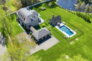 24 Llewellyn Drive, New Canaan, CT - Photo 11