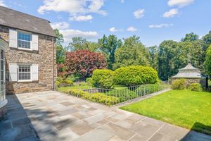 30 Inwood Road, Darien, CT - Photo 11