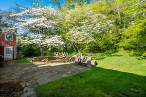 17 Briar Brae Road, Darien, CT - Photo 12