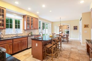 64 Douglas Road, New Canaan, CT - Photo 10