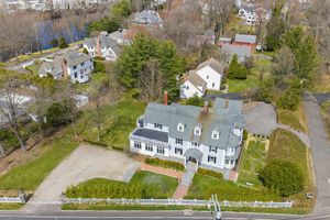 5 Middlesex Road, Darien, CT - Photo 10