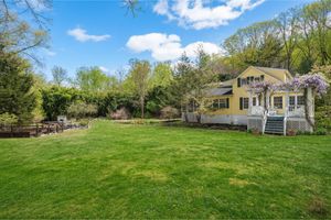 21 Kitchawan Drive, Chappaqua, NY - Photo 9