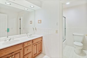 235 Hawks Hill Road, New Canaan, CT - Photo 9