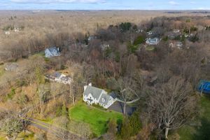 42 Dogwood Lane, Stamford, CT - Photo 9