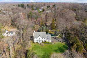 42 Dogwood Lane, Stamford, CT - Photo 10
