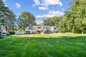 1 Dew Lane, Darien, CT - Photo 12