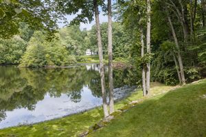 165 Blackberry Drive, Stamford, CT - Photo 12